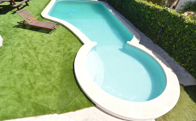 Resale - Villa -
Torrevieja - Costa Blanca