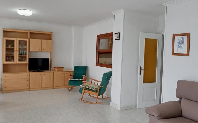 Resale - Apartment -
Torrevieja - PLAYA LOS LOCOS