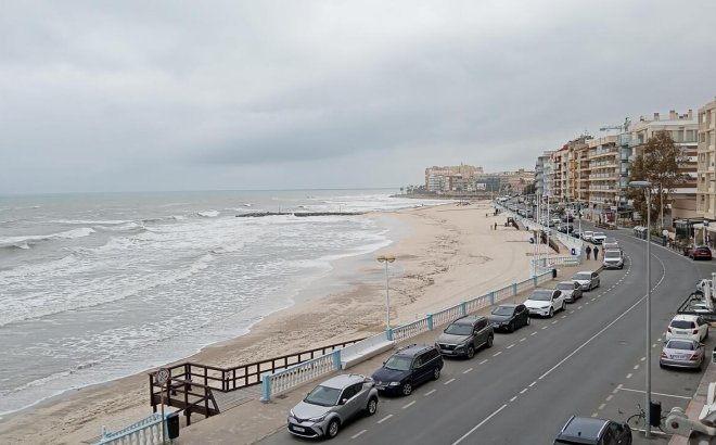 Resale - Apartment -
Torrevieja - PLAYA LOS LOCOS