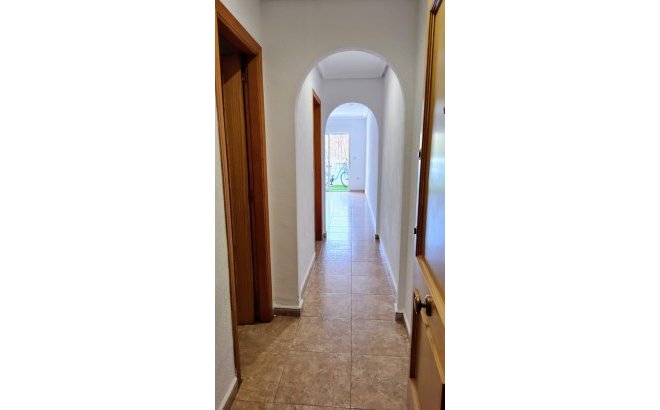 Herverkoop - Appartement -
Torrevieja - Playa de los Locos