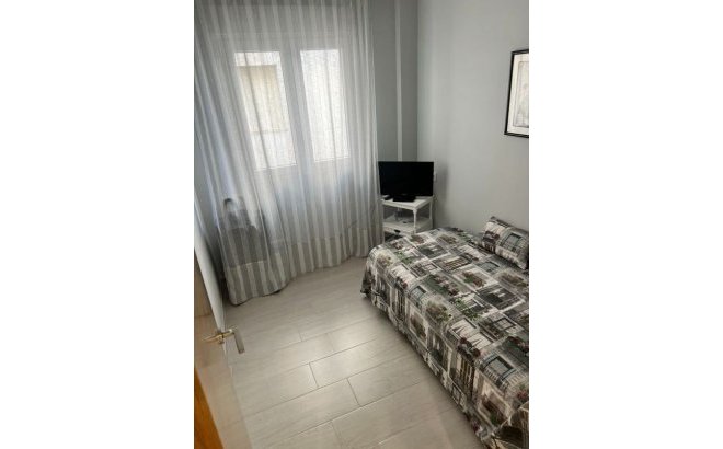 Revente - Appartement -
Torrevieja - Playa del Cura