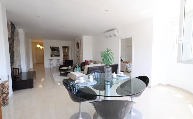Revente - Appartement -
Torrevieja - Costa Blanca