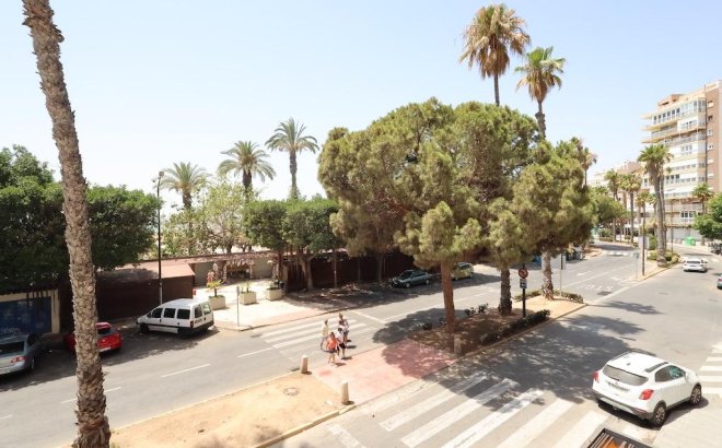 Revente - Appartement -
Torrevieja - Costa Blanca