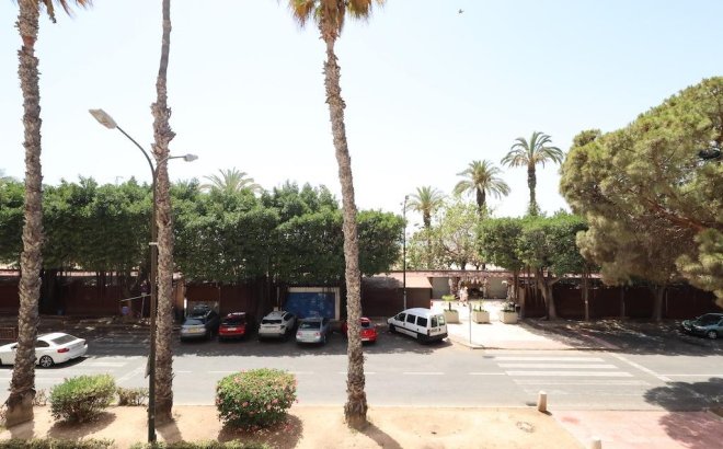 Revente - Appartement -
Torrevieja - Costa Blanca