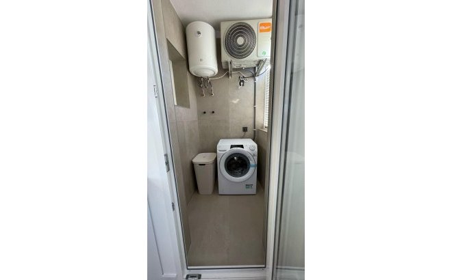 Resale - Apartment -
Torrevieja - PARQUE DE LAS NACIONES