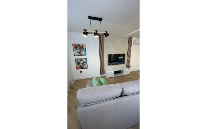 Resale - Apartment -
Torrevieja - PARQUE DE LAS NACIONES