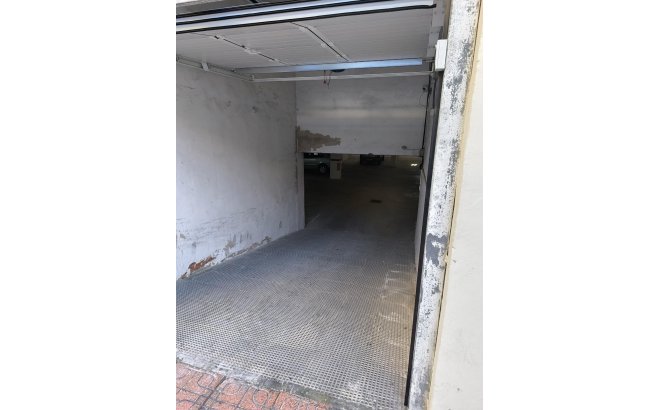 Resale - Apartment -
Torrevieja - Las Piscinas Naturales