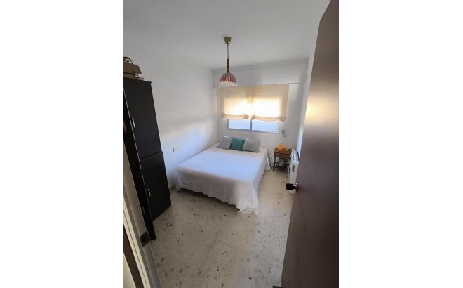 Resale - Apartment -
Torrevieja - Las Piscinas Naturales