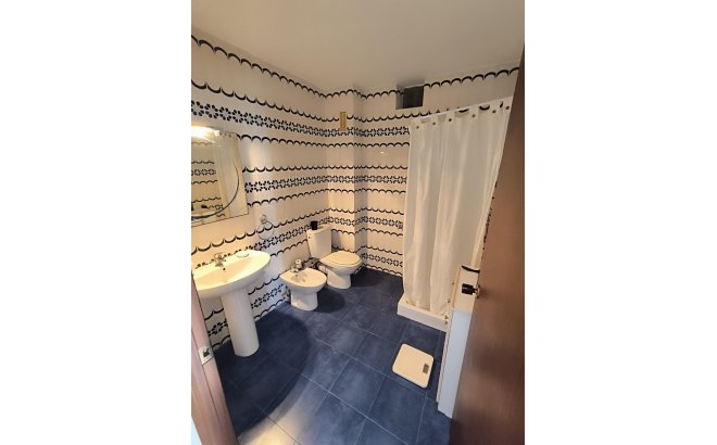 Resale - Apartment -
Torrevieja - Las Piscinas Naturales