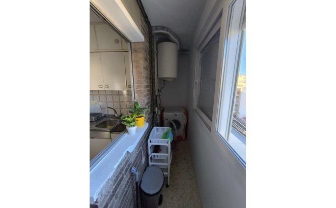 Resale - Apartment -
Torrevieja - Las Piscinas Naturales