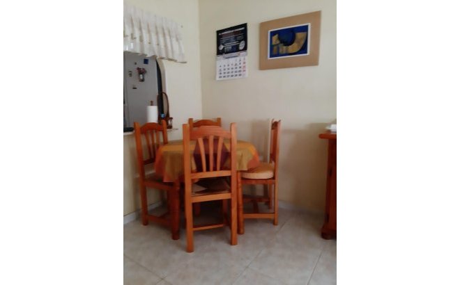 Resale - Bungalow -
Torrevieja - Cabo Cervera