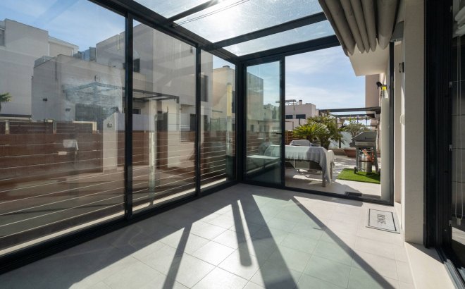 Resale - Villa -
Torrevieja - Aguas Nuevas 2