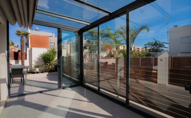 Resale - Villa -
Torrevieja - Aguas Nuevas 2