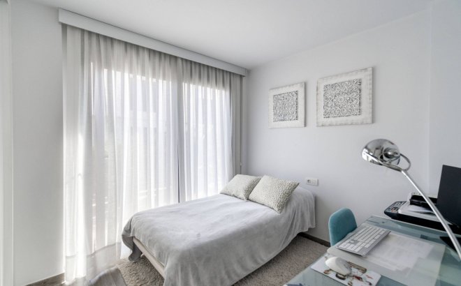 Resale - Villa -
Torrevieja - Aguas Nuevas 2