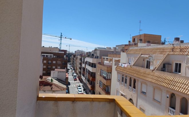 Resale - Penthouse -
Torrevieja - El Molino