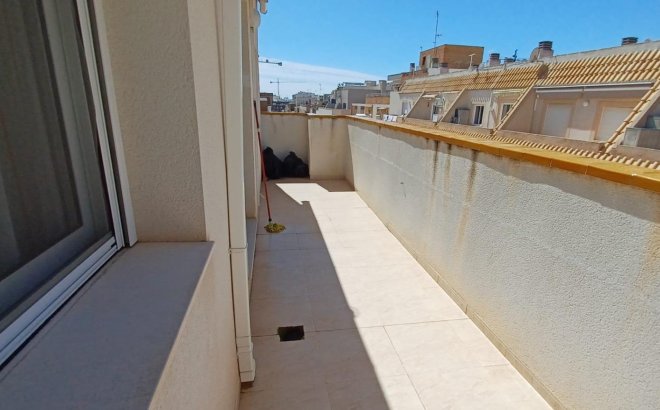 Resale - Penthouse -
Torrevieja - El Molino
