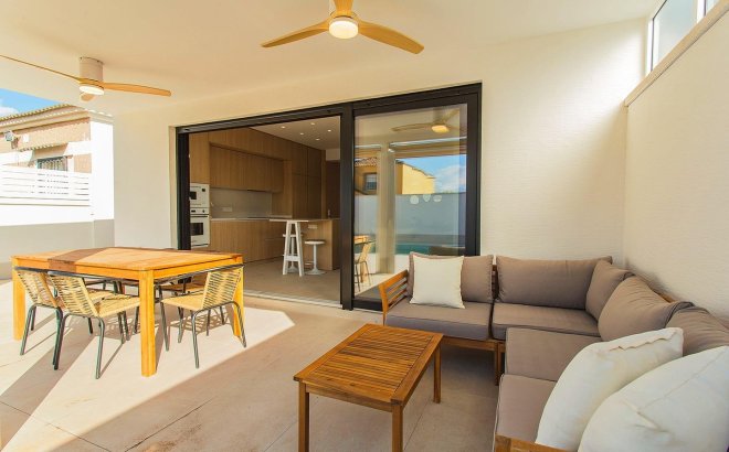 Resale - Town House -
Torrevieja - La Siesta