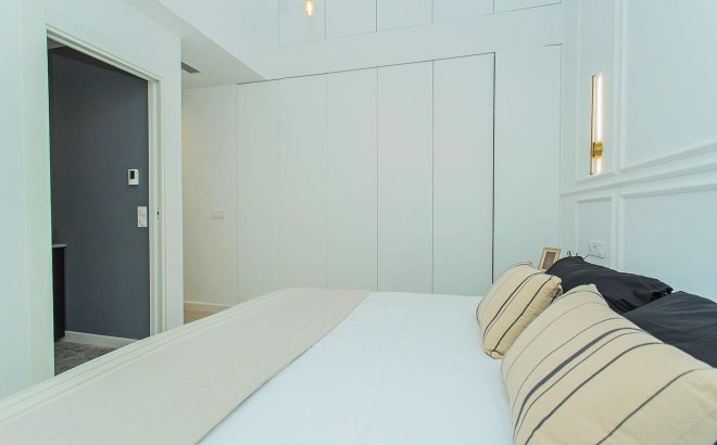 Resale - Town House -
Torrevieja - La Siesta