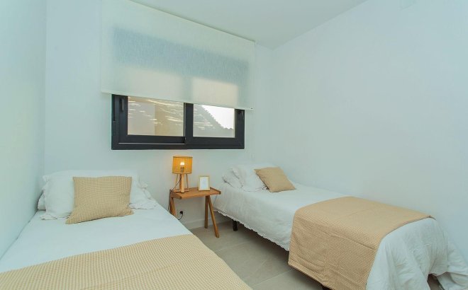 Resale - Town House -
Torrevieja - La Siesta