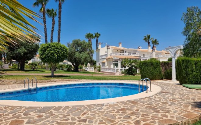 Resale - Apartment -
Torrevieja - Los Balcones - Los Altos del Edén