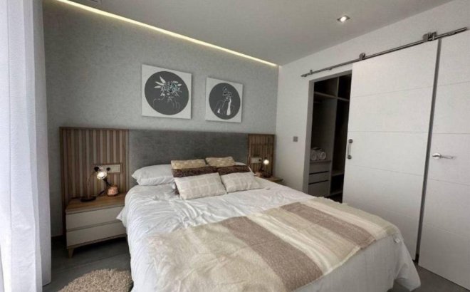 Resale - Villa -
Torrevieja - Los Balcones - Los Altos del Edén