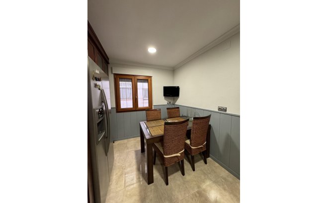 Resale - Apartment -
Torrevieja - Playa del Cura