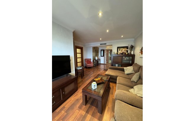 Resale - Apartment -
Torrevieja - Playa del Cura