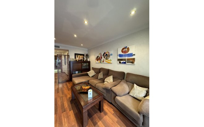 Resale - Apartment -
Torrevieja - Playa del Cura