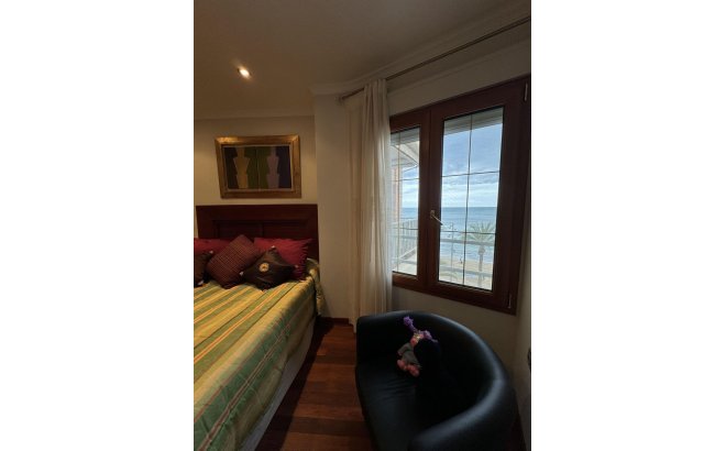 Resale - Apartment -
Torrevieja - Playa del Cura