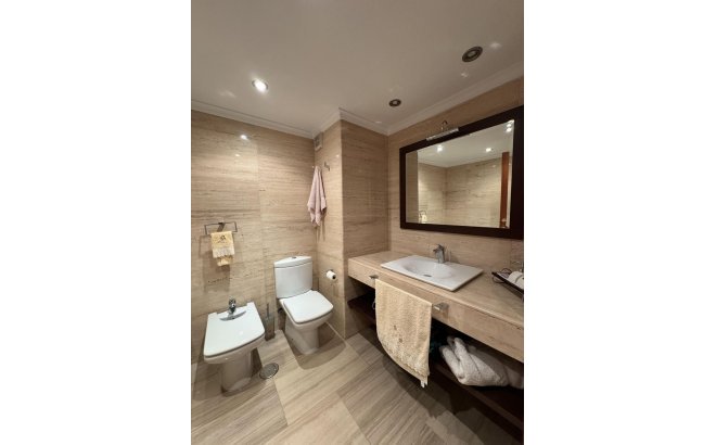 Resale - Apartment -
Torrevieja - Playa del Cura