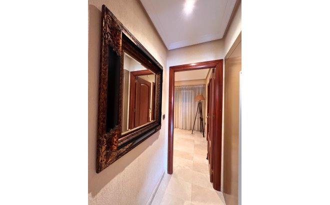 Revente - Dúplex -
Torrevieja