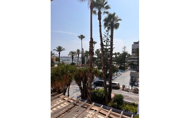 Revente - Dúplex -
Torrevieja