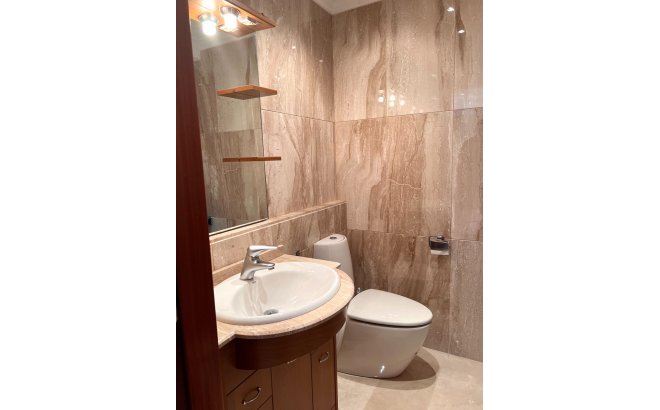 Revente - Dúplex -
Torrevieja