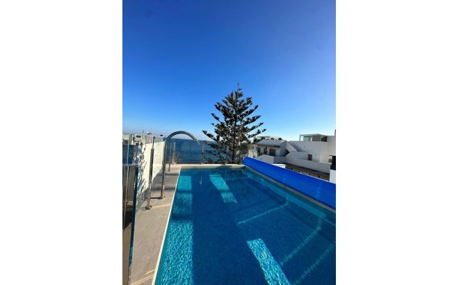 Resale - Apartment -
Torrevieja - Playa del Cura