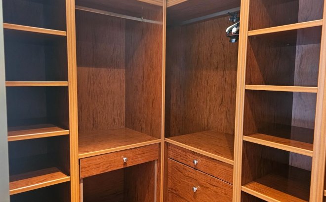 Resale - Apartment -
Torrevieja - Centro