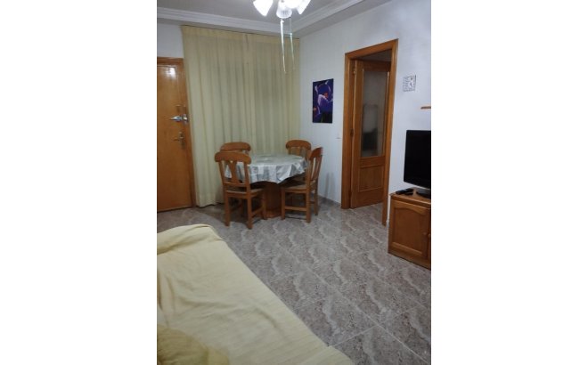 Resale - Apartment -
Torrevieja - Playa del Cura