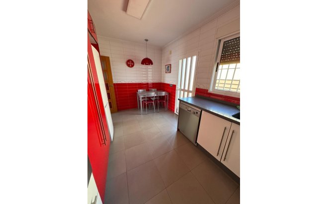 Resale - Villa -
Torrevieja - Los Balcones - Los Altos del Edén