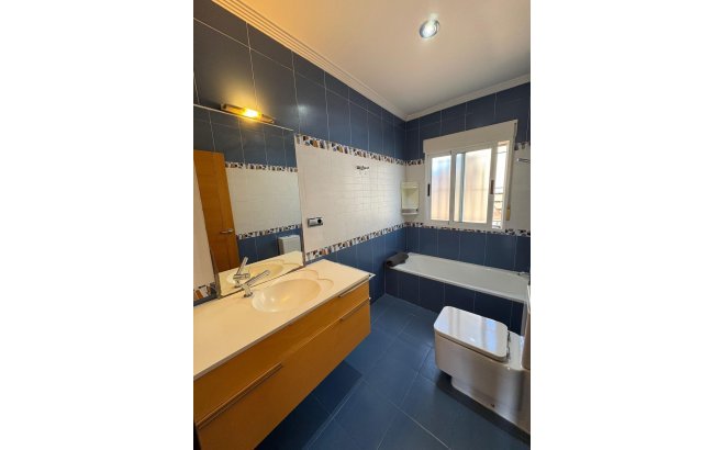 Resale - Villa -
Torrevieja - Los Balcones - Los Altos del Edén