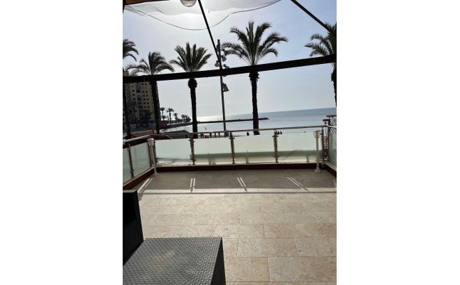 Resale - Dúplex -
Torrevieja - Playa del Cura