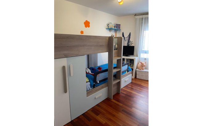 Resale - Dúplex -
Torrevieja - Playa del Cura