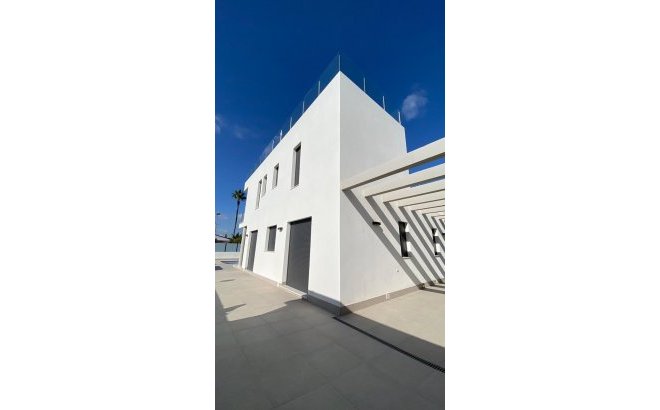 Resale - Villa -
Torrevieja - Los Balcones