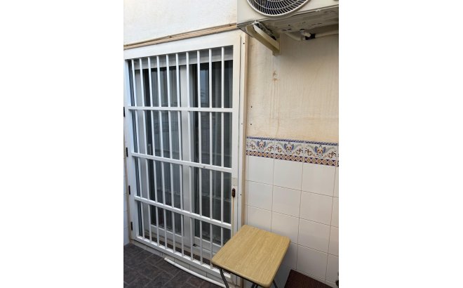 Herverkoop - Appartement -
Torrevieja - Centro