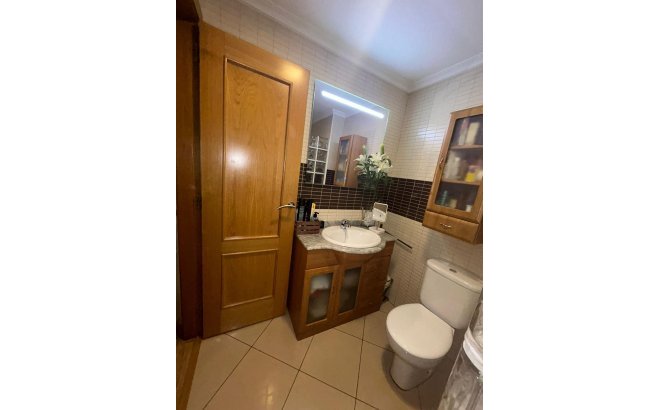 Resale - Apartment -
Torrevieja - Centro