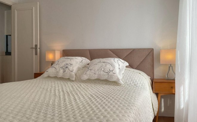 Herverkoop - Appartement -
Torrevieja - Playa del Cura