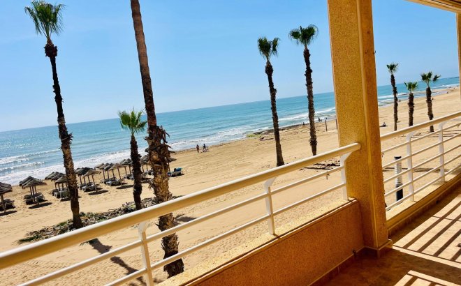 Resale - Apartment -
Torrevieja - La Mata