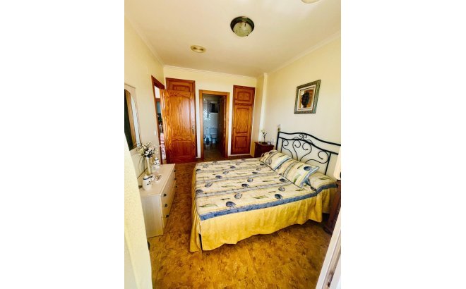 Resale - Apartment -
Torrevieja - La Mata