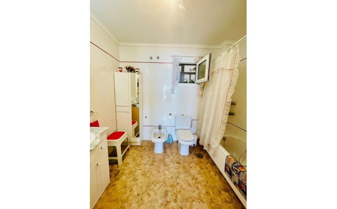 Resale - Apartment -
Torrevieja - La Mata