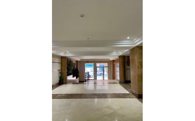 Resale - Apartment -
Torrevieja - La Mata