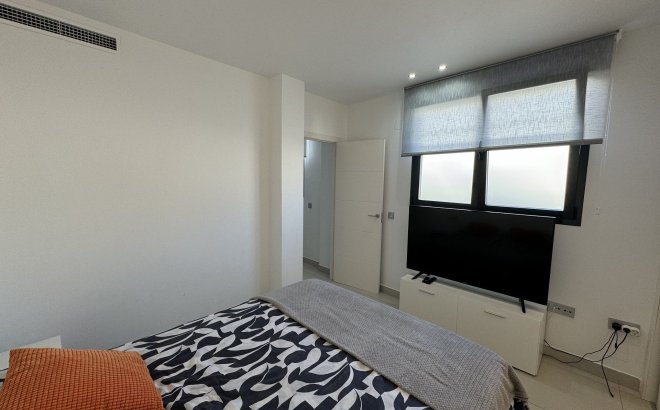 Resale - Apartment -
Torrevieja - Costa Blanca