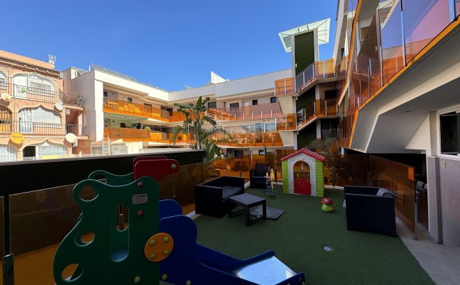 Resale - Apartment -
Torrevieja - Costa Blanca